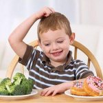What to feed a child with stomatitis