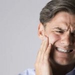 Primary treatment of pain in temporomandibular joint disorders